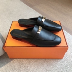 Hermes Slippers